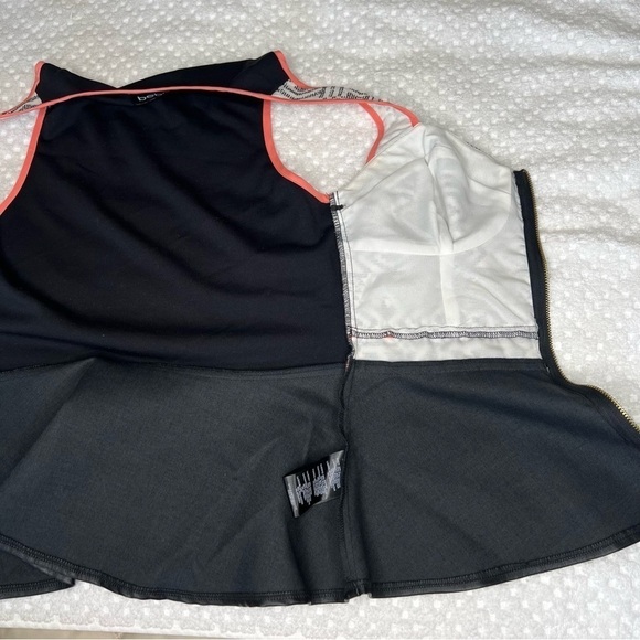 BEBE Black, white and peach party blouse. - Picture 7 of 9